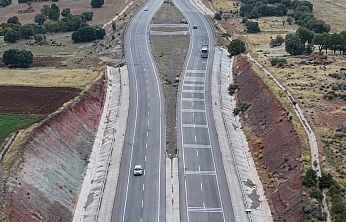 Malatya Sivas Yolu 4 yılda tamamlandı: 8 tünel, 14 köprü....
