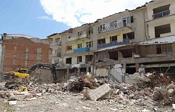 26 Kişinin Hayatını Kaybettiği Apartman Davasında Karar Çıktı! Malatya'da Mimar ve İnşaat Mühendisi Tutuklandı...