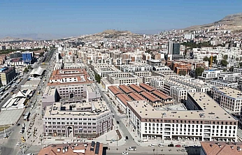 Malatya'da 3 yıllık hasret sona erdi: Yeni Çarşı'da ilki açıldı