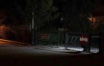 Hızar motorunu boynuna vurdu, 21 yaşındaki genç kurtarılamadı