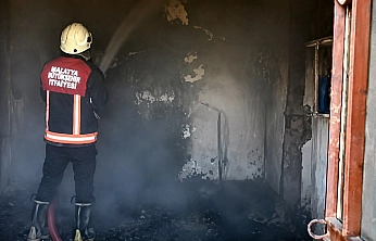 Evini Dumanlar Kapladı: Malatya'da 89 Yaşındaki Fikriye Nine Kurtarılamadı!