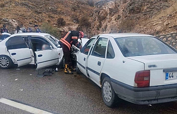 Malatya-Kayseri yolunda kaza: 6 yaralı | Ağır yaralılar var