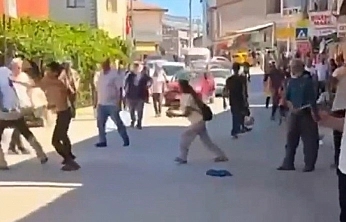 Malatya'da mevsimlik işçiler tekme tokat birbirine girdi! Çok sayıda yaralı var…