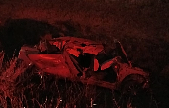 Malatya'da Otomobil Traktöre Çarptı, 6 Yaşındaki Çocuk Öldü, 4 Yaralı