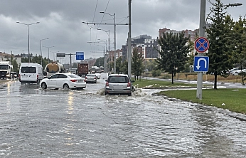 Malatya'da yağış hayatı felç etti
