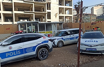 Malatya Fuzuli Caddesi'nde Esnaf Kavgası Kanlı Bitti: 3 Yaralı