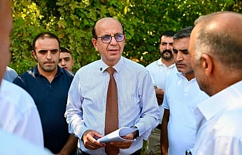 Başkan Geçit müdürü yanına aldı, mahallelinin kapısını çaldı: Şahnahan'ın çilesi bitiyor!