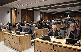 Yeşilyurt'ta Şeffaflık Vurgusu: 2 Yıllık Borç Açıklanacak: Belediyelere Örnek Olsun