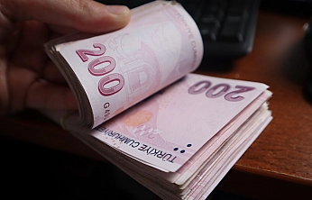 Zam maratonuna sayılı günler kaldı! Vatandaşa soruldu: Asgari ücret ne kadar olmalı?