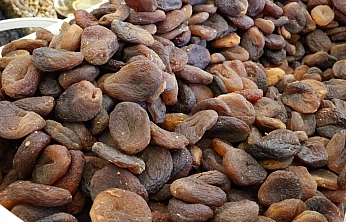 Zirai don yüzde 24 azalttı: Malatya'da kuru kayısı yüz güldürmedi