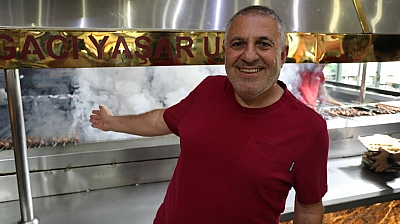 Kayısı, kebabı solladı! Adanalılar Malatya'nın sırasını hazmedemedi!