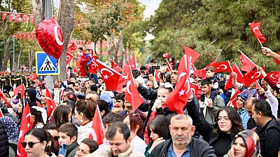 Malatya'da Cumhuriyet'in 102. yılı coşkuyla kutlandı