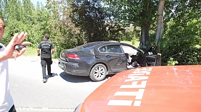 Malatya'da yol kenarındaki ağaca çarptılar: Karı koca öldü, 3'ü çocuk 4 yaralı!