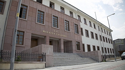 Malatya'nın hafızası yeniden inşa edildi! İşte tarihi valilik binasının görselleri....