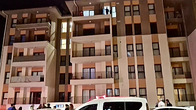 Metrelerce yüksekten düştü: Genç kız yaşam savaşı veriyor