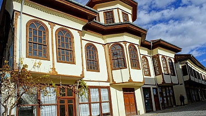 Malatya'da 26 ayda Bitmeyen Yıkımlar: Kerpiç Evler Yıkılacak