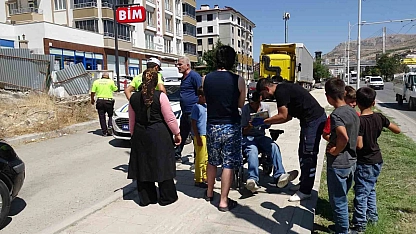 Malatya'da akülü aracıyla ters yöne girdi: Trafiği birbirine kattı