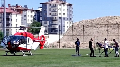 Malatya'da zamana karşı yarış: Kalp krizi geçiren hasta hava ambulansıyla sevk edildi