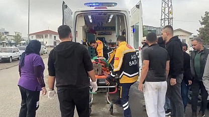 Malatya'da minibüsten inen yayaya otomobil çarptı