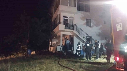 Malatya'da iki katlı evde yangın çıktı