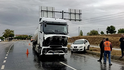 Malatya'da tır ile otomobil çarpıştı: 3 yaralı