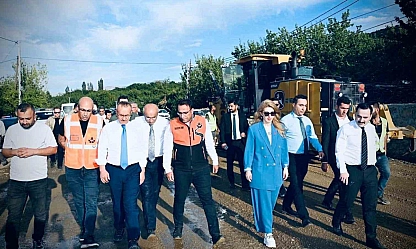 Vali, belediye başkanı, milletvekili Doğanyol'u gezdi