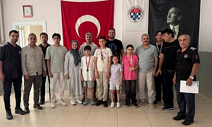 Malatya'da 15 Temmuz Satranç Turnuvası'nın şampiyonları belli oldu