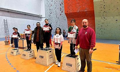 Malatya'da minikler ve gençler tırmanış yarışlarında ter döktü