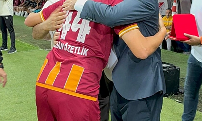 44 numaralı efsane kramponları astı