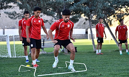 Yeşilyurtspor geleceğin takımını kurdu