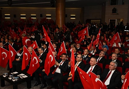 102. yıllık coşku salona sığmadı