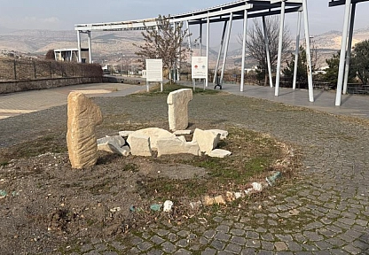 Atatürk Barajı'nda tarihi keşif: Suların çekilmesi ortaya çıktı