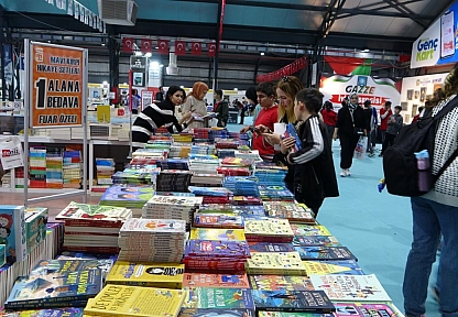 Fuarda 8'inci gün: Malatyalılar okumaya doymuyor!