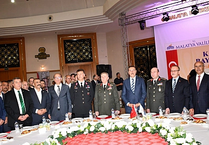 Malatya'da Resmi Bayramlaşma töreni