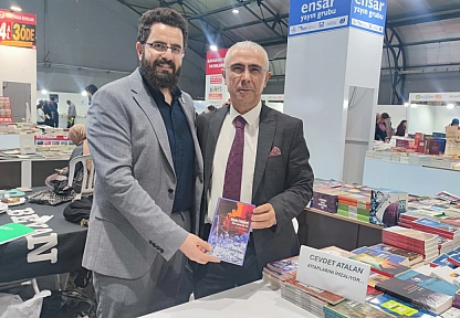 Malatya Fuarı'nın en çarpıcı kitabı! 'Ölüm Fayında Dört Gün' okurla buluştu!