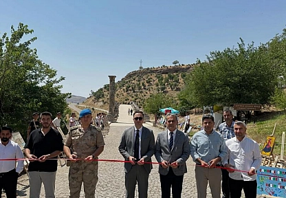 Yıl sonu resim sergisi Cendere Köprüsü'nde açıldı