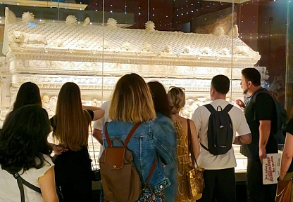 Yüz binlerce insan kültürel rotalara yöneldi