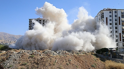 6 Şubat'tan sonra Malatya'yı kuşattı: Denetimsizliğin sonucu ağır olacak!