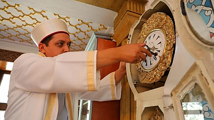 97 yıllık saat hala çalışıyor