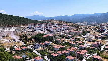 Bakan Kurum'dan Sındırgı depreminin yıldönümüne ilişkin paylaşım
