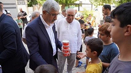 Başkan Hallaç'tan çocuklara sürpriz!