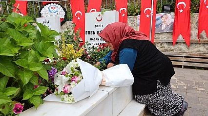 Eren Bülbül şehadetinin yıl dönümünde dualarla anıldı