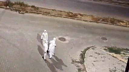 Tulumla gece gezmesine çıktılar