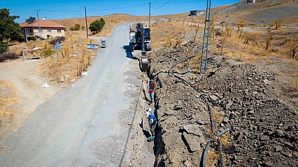 16 yıllık su çilesi tarih oluyor!  100 tonluk deposu ve hatları yenilendi