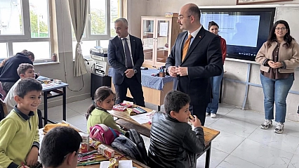 Kaymakam Sungur öğrencilerle buluştu