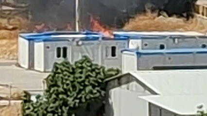 Kopan elektrik tellerinden çıkan kıvılcım yangına neden oldu