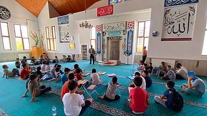 Malatya'da 35 öğrenci Kur'an-ı Kerim okumaya geçti