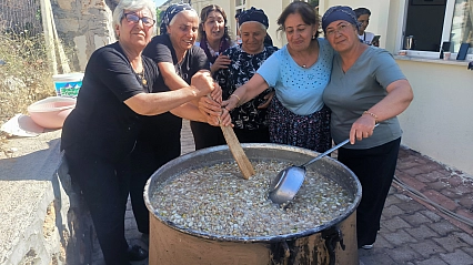 Malatya'da aşure etkinliği düzenledi