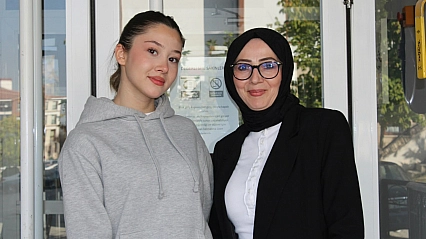 Malatya'da kızıyla birlikte KPSS'ye girdi!