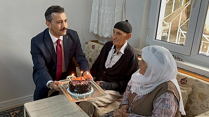 Malatya'da ziyaret edilen yaşlıların yeni yaşları kutlandı